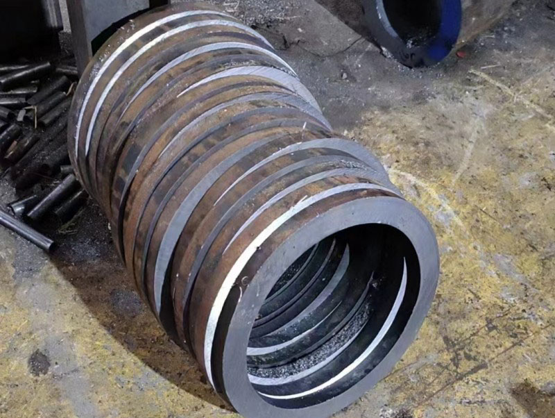 江阴30CrMo无缝钢管切割